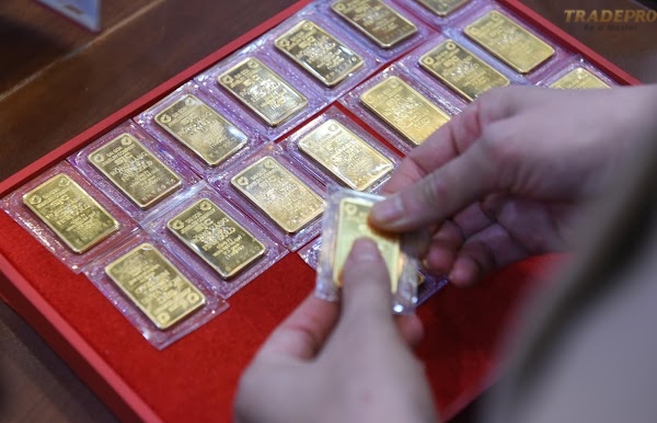 Năm 2023, dự báo giá vàng rớt xuống đáy còn 36 triệu đồng/lượng: Có nên bán ra lúc này