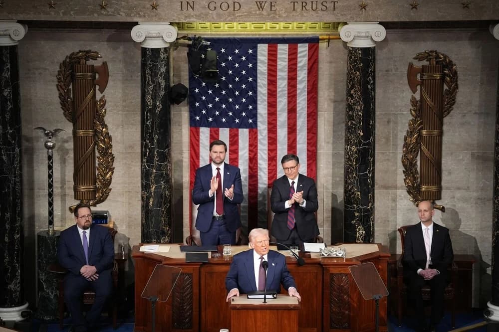 Trump Tuyên Bố “Giấc Mơ Mỹ Không Thể Bị Ngăn Cản” Trong Bài Phát Biểu Trước Quốc Hội